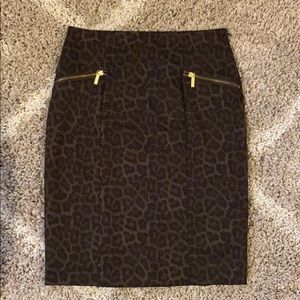 Michael Kors leopard pencil skirt size 6